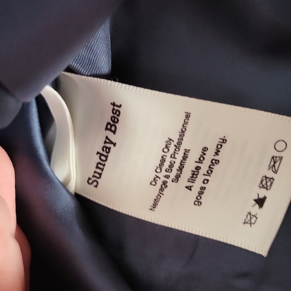 Sunday Best pleated shimmer mini skirt - Picture 3 of 3